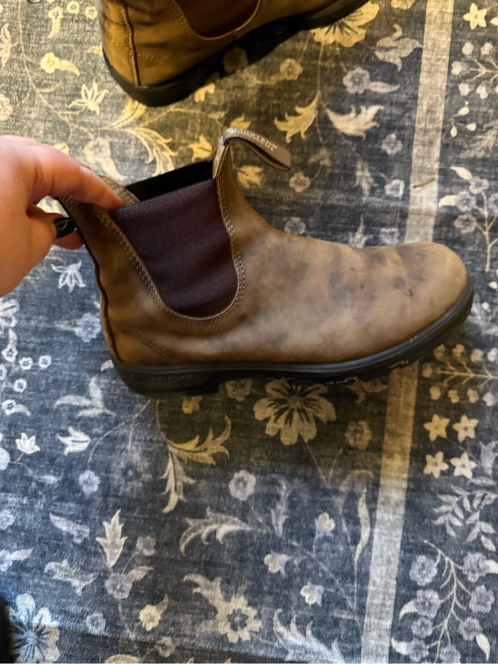 Blundstone Brown Chelsea Boot - Slip-On women’s Ankle Boot